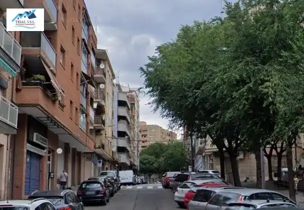 Individual en venta en Calle de Castellà 8, imagen 2