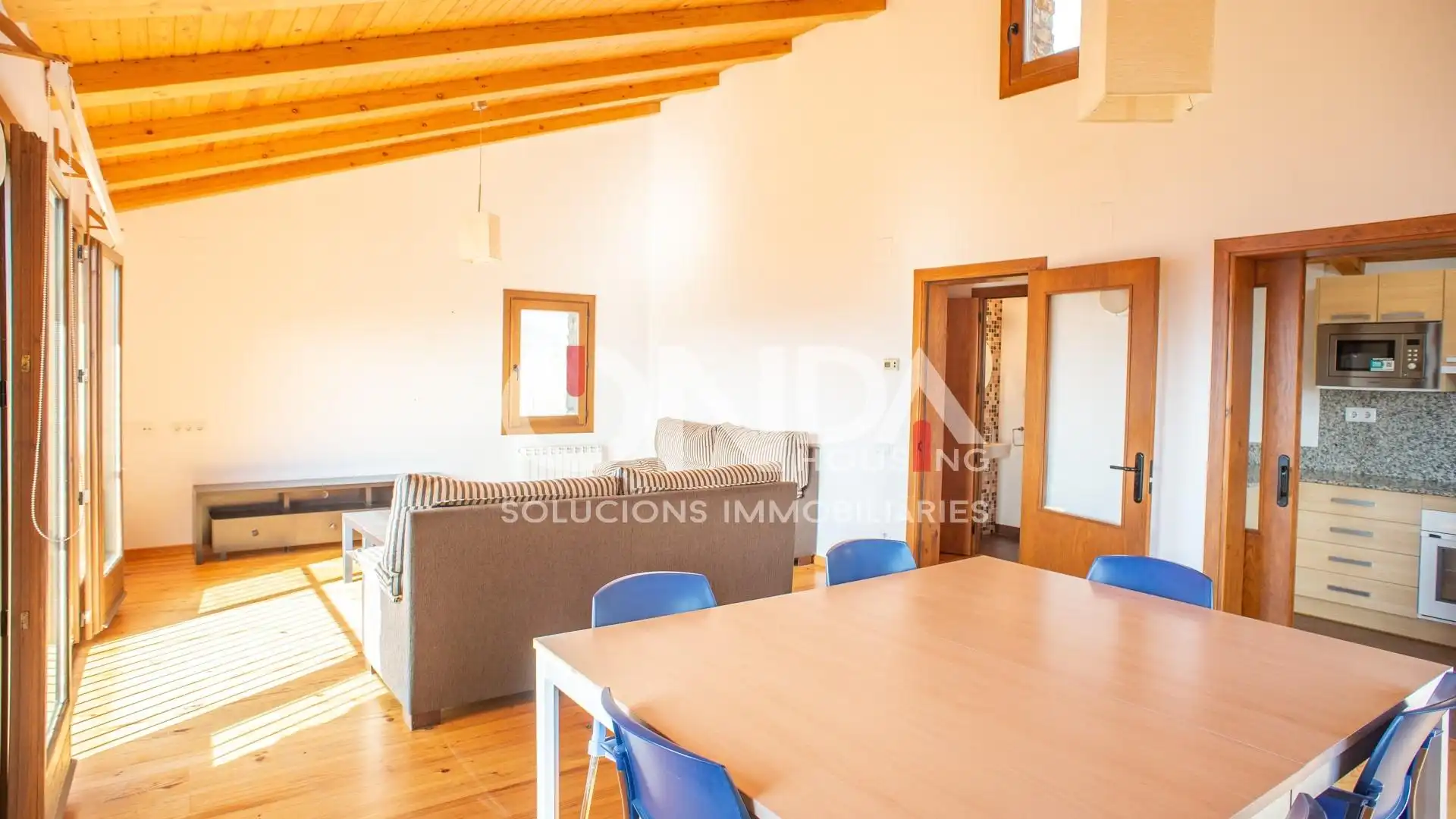 Living room of Houses for sale in El Pont de Suert  with Heating, Private garden and Furnished