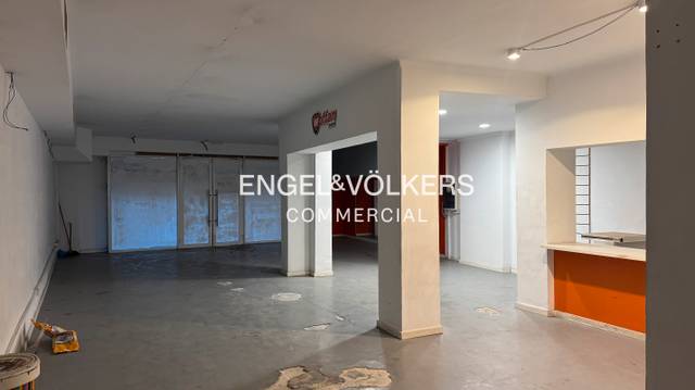 Local comercial en Alquiler en Sants
