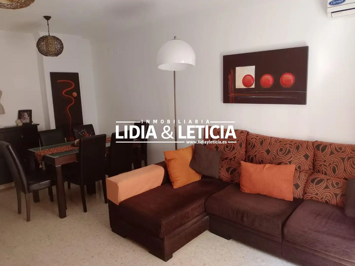 Sala d'estar de Pis en venda en Alcalá de Guadaira amb Aire condicionat, Calefacció i Jardí privat
