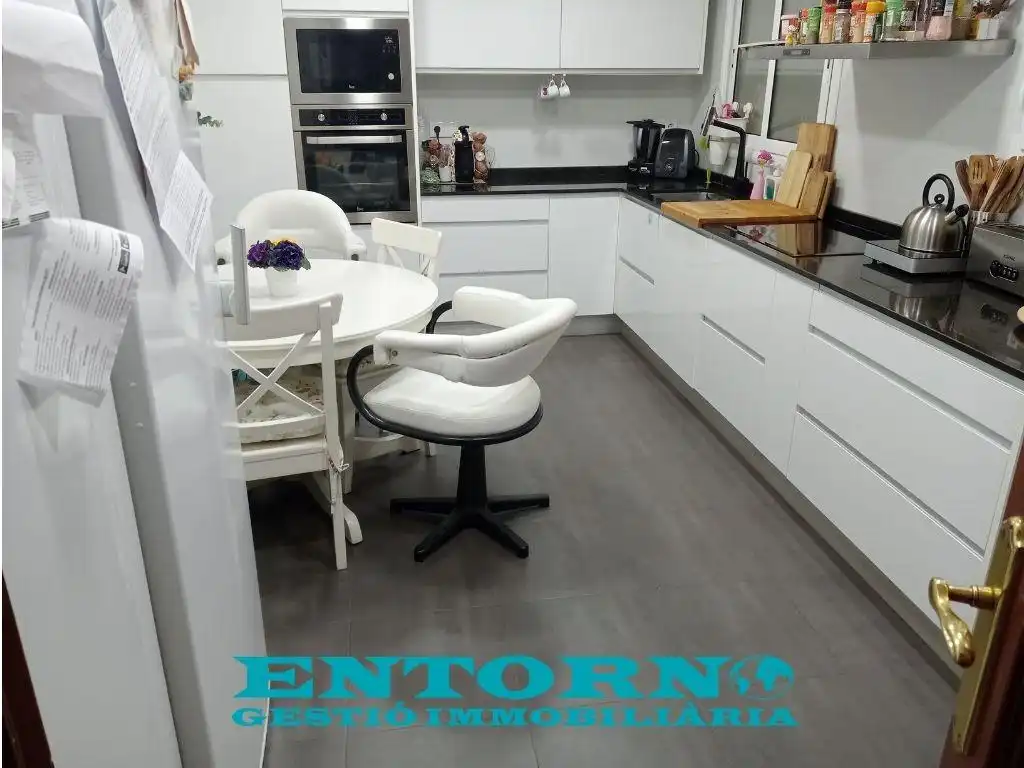 Piso con terraza en venta en Centre, imagen 2