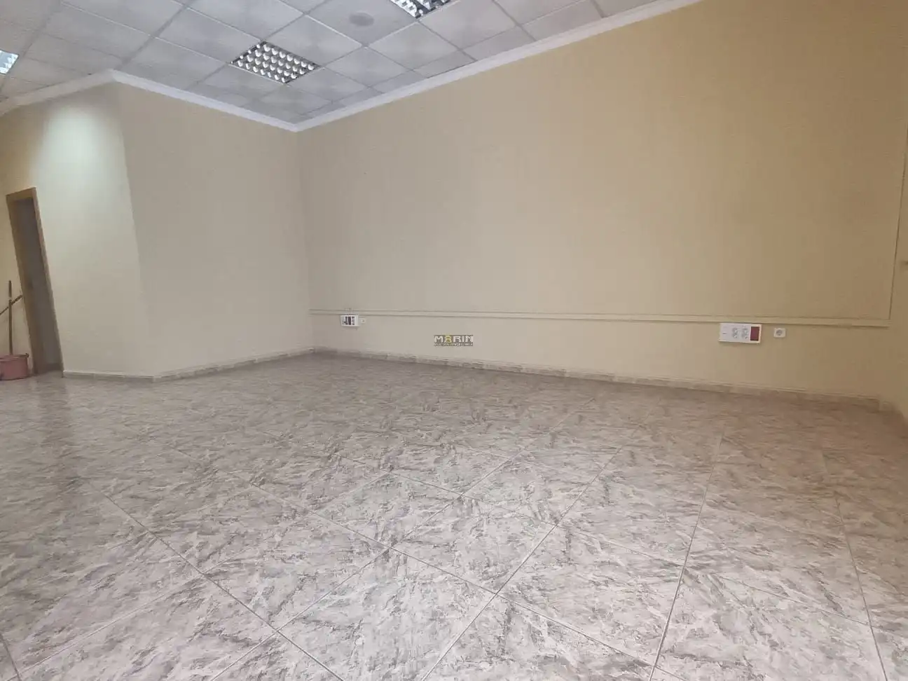 Local comercial de lloguer a Calle del Submarino, imagen 6