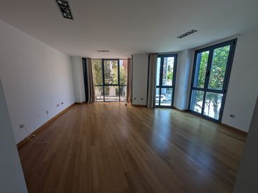 Flat with lift for sale in Avenida Doctor Diego Madrazo