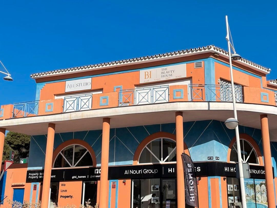 Vista exterior de Local de lloguer en Mijas amb Aire condicionat, Calefacció i Terrassa