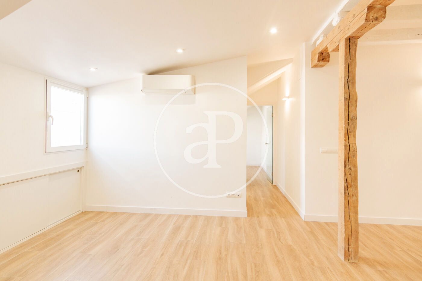 Bedroom of Flat to rent in  Madrid Capital  with Air Conditioner and Heating