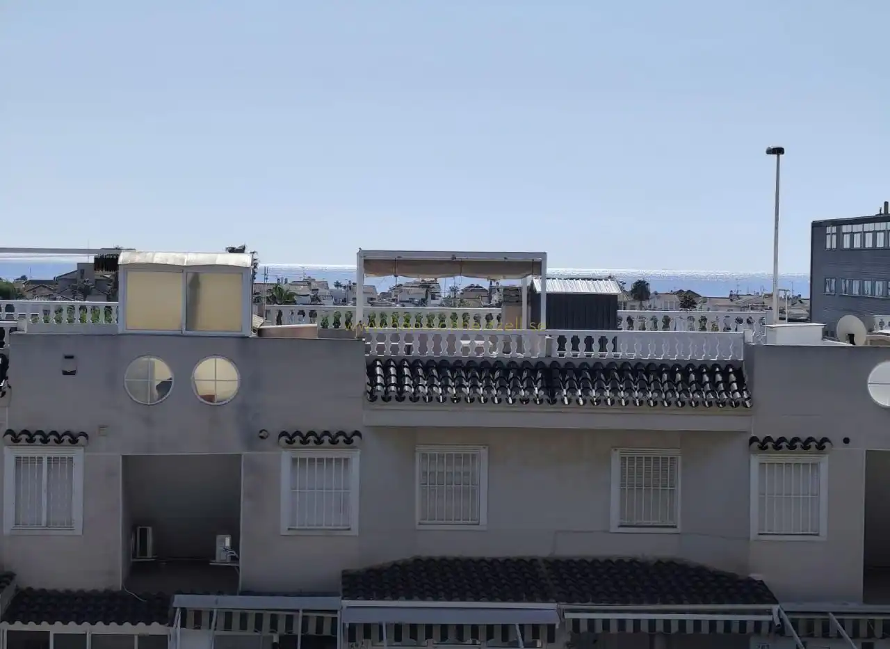 Apartament en venda a Zona Carrefour - Urbanizaciones, imagen 3