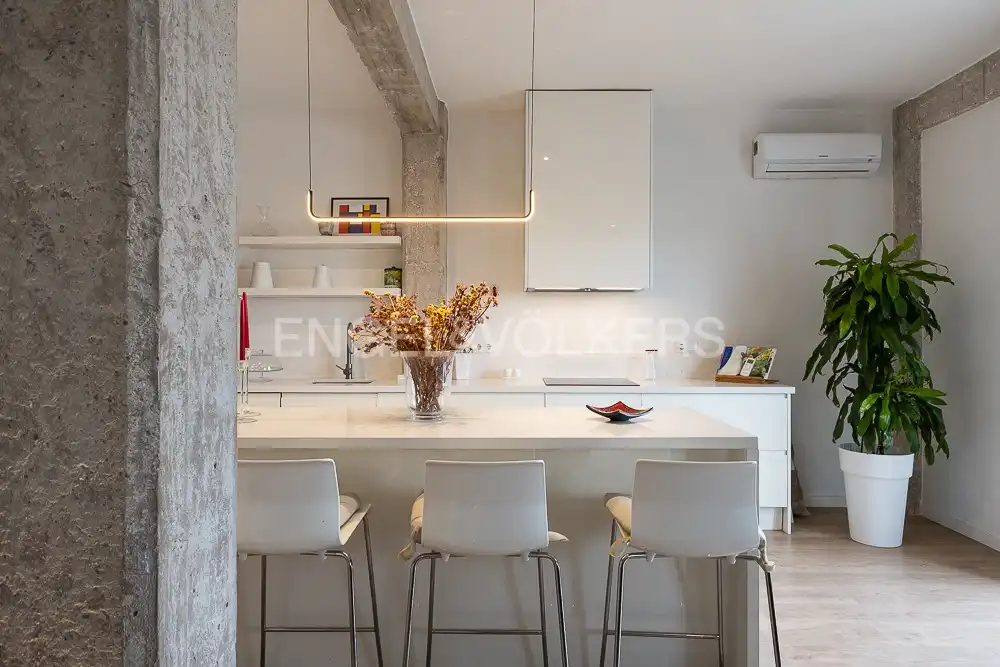 Kitchen of Flat for rent in Valencia  with Air Conditioner, Heating and Parquet flooring