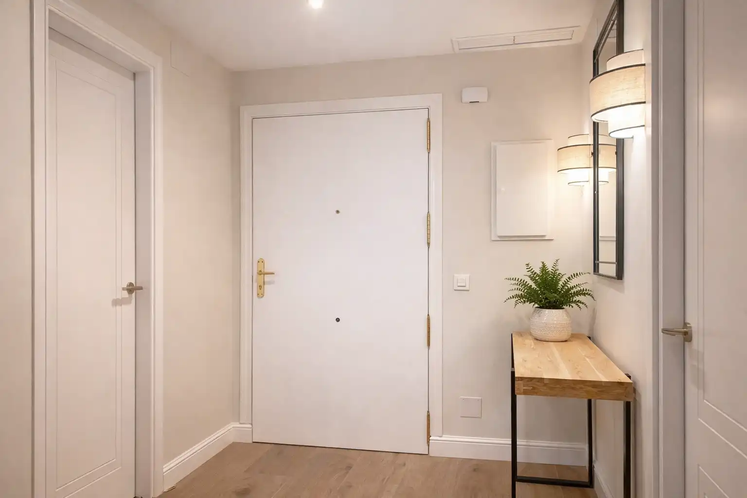 Planta baja en venta en Estepona con Aire acondicionado, Terraza y Piscina