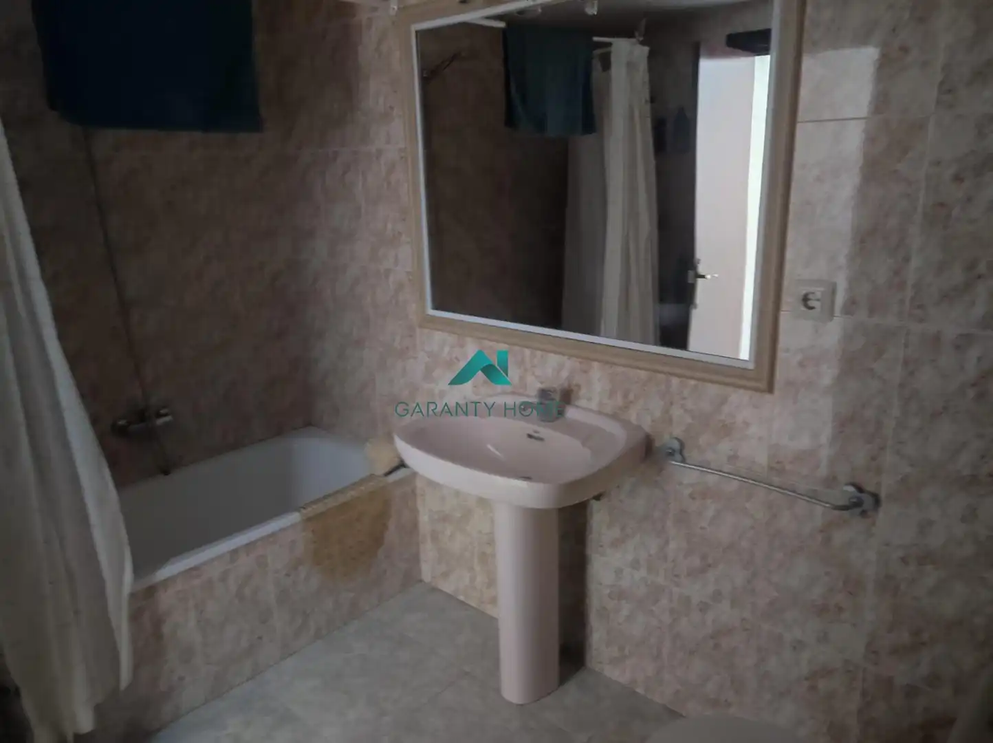 Baño de Piso de alquiler en Jaén con Amueblado y Balcón