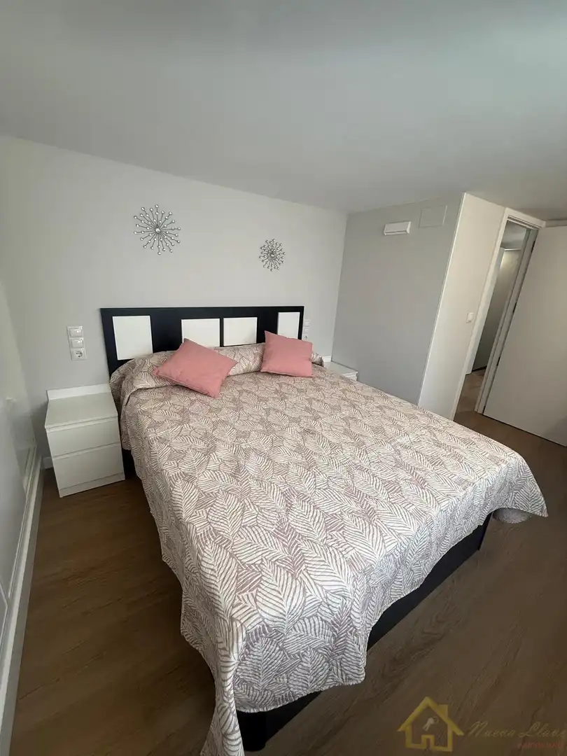 Habitación de Dúplex en venta en Lugo con Calefacción, Amueblado y Alarma