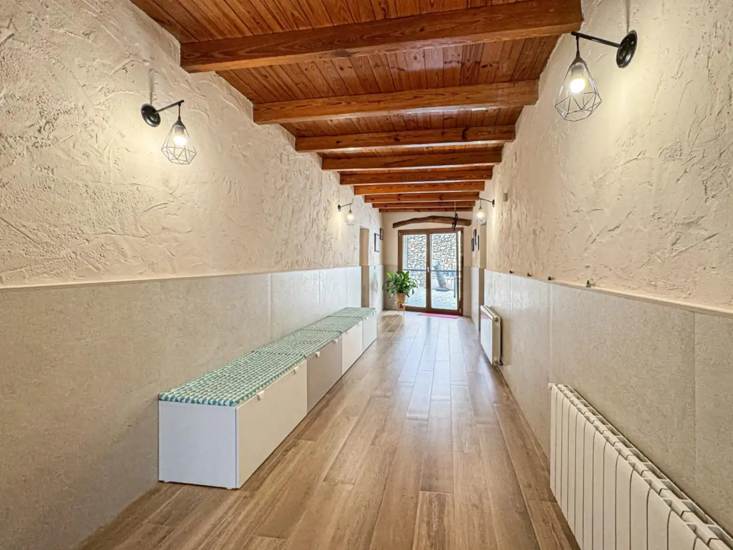 Casa con jardín en venta en POU 13