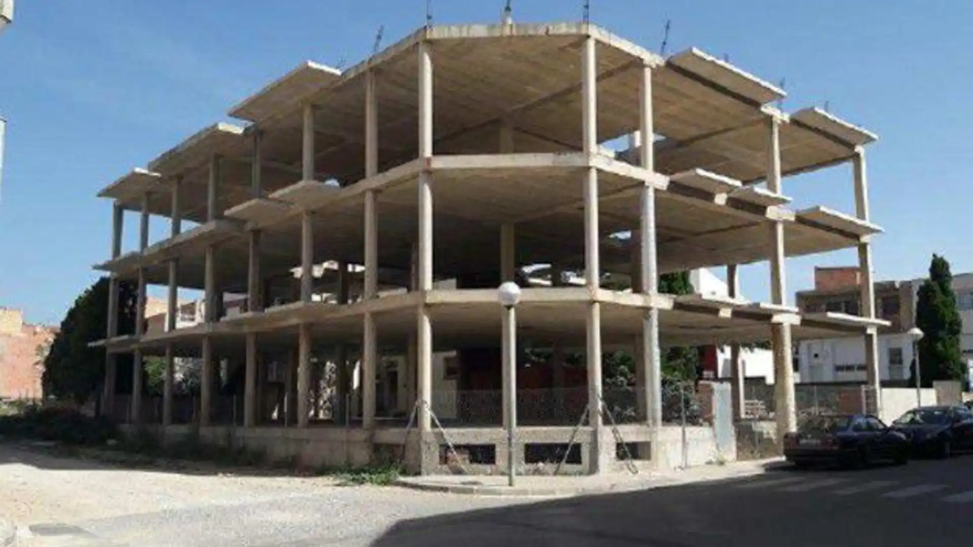 Vista exterior de Edificio en venta en Santa Bàrbara