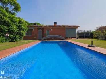 Casa amb piscina en venda a Santa Maria Balis - Can Riera - Can Jordi