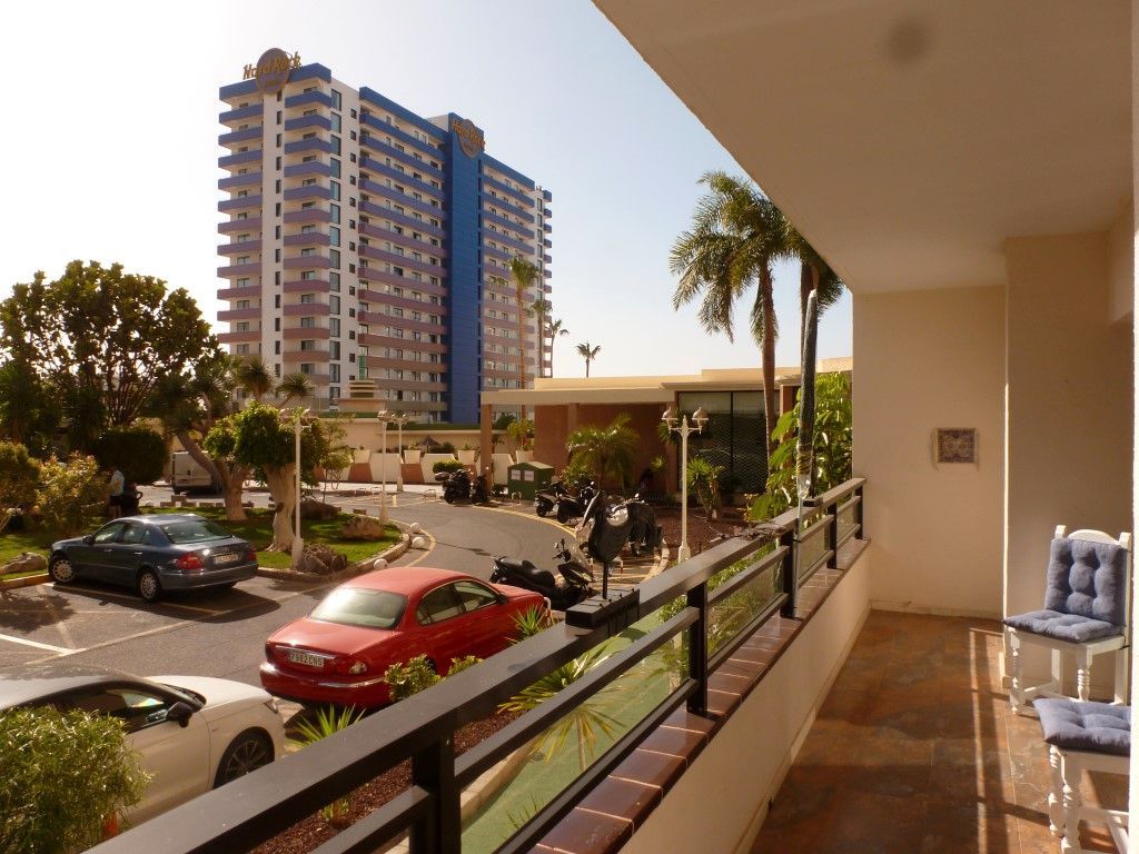 Exterior view of Apartment for sale in Adeje  with Terrace, Furnished and Washing machine