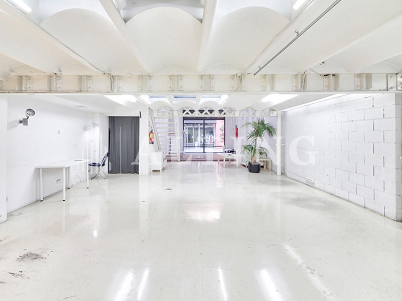 Premises to rent in  Barcelona Capital  with Air Conditioner and Furnished