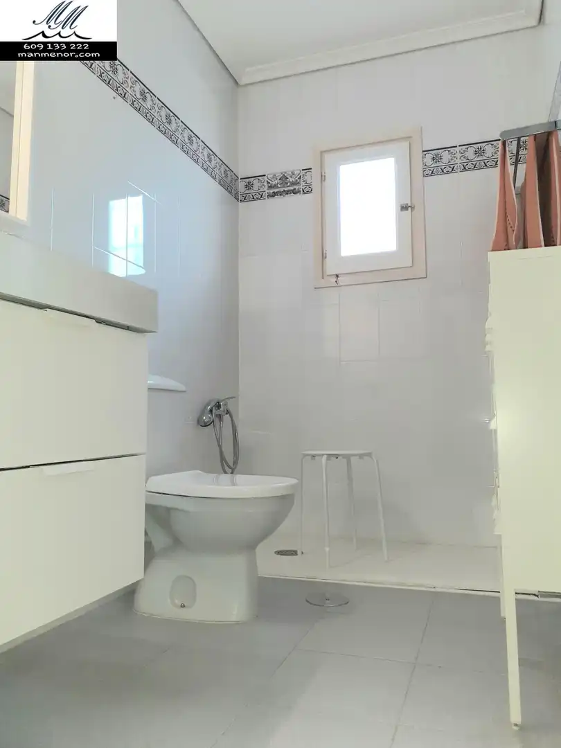 Bany de Casa o xalet en venda en Los Alcázares amb Calefacció, Jardí privat i Terrassa