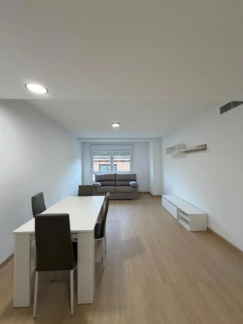 Sala de estar de Piso de alquiler en Camarena con Amueblado
