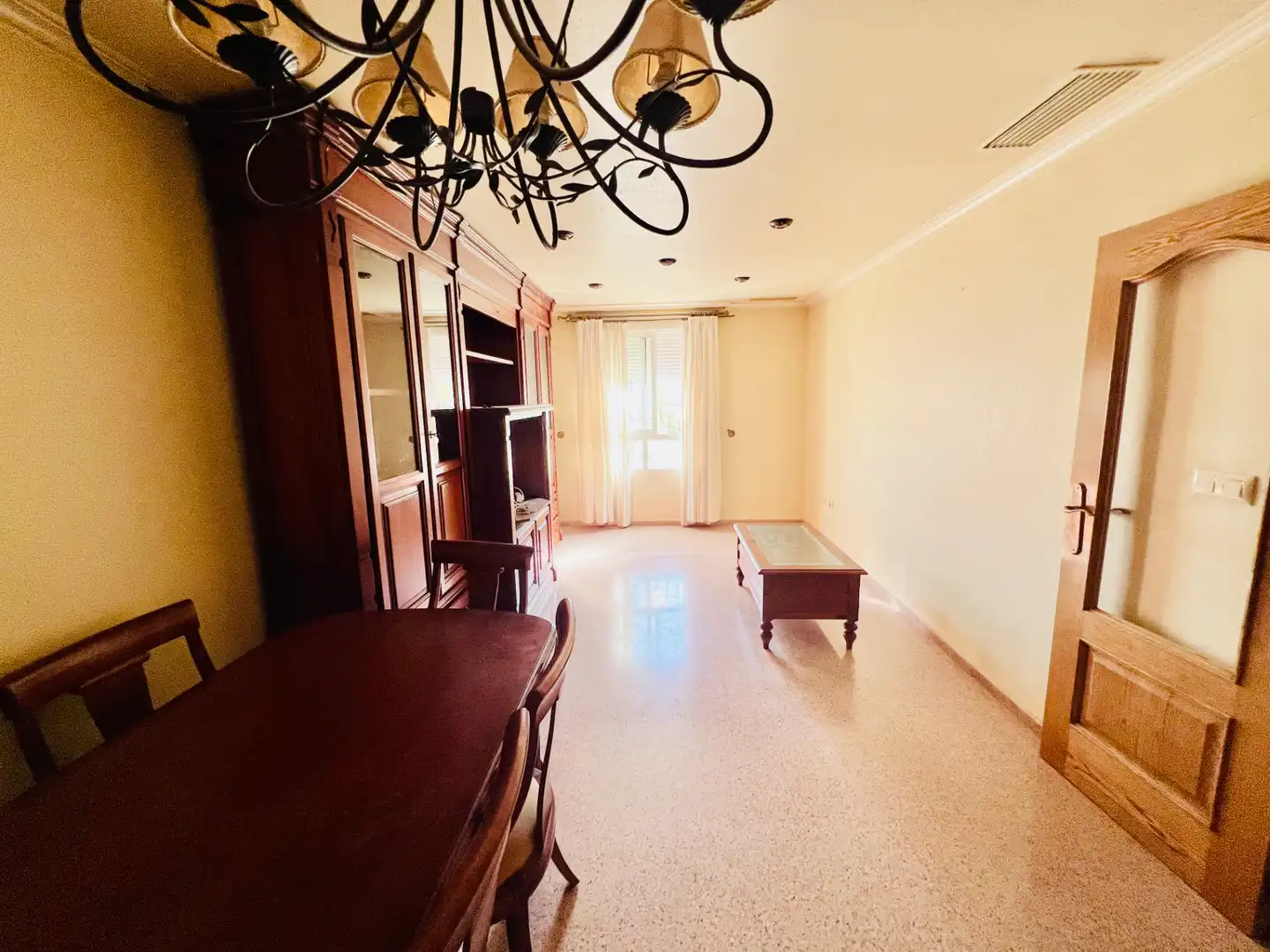 Casa adosada en venta en Petrer