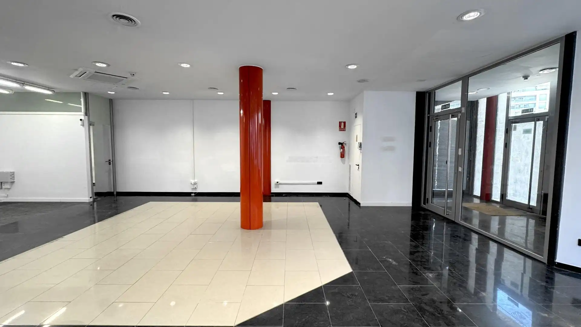 Local commercial à louer à Avenida JOSEP TARRADELLAS,DE, imagen 17