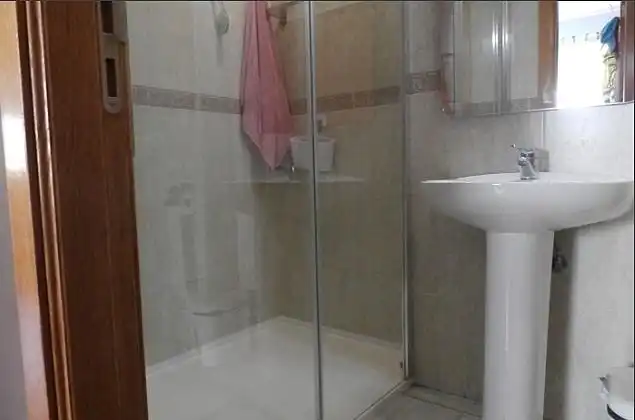 Casa aparellada amb jardí en venda a Coloma, imagen 14