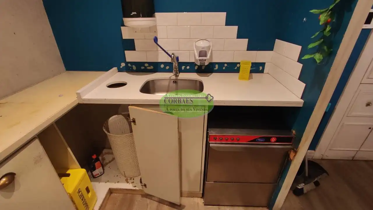 Kitchen of Commercial properties for rent in O Carballiño    with Furnished