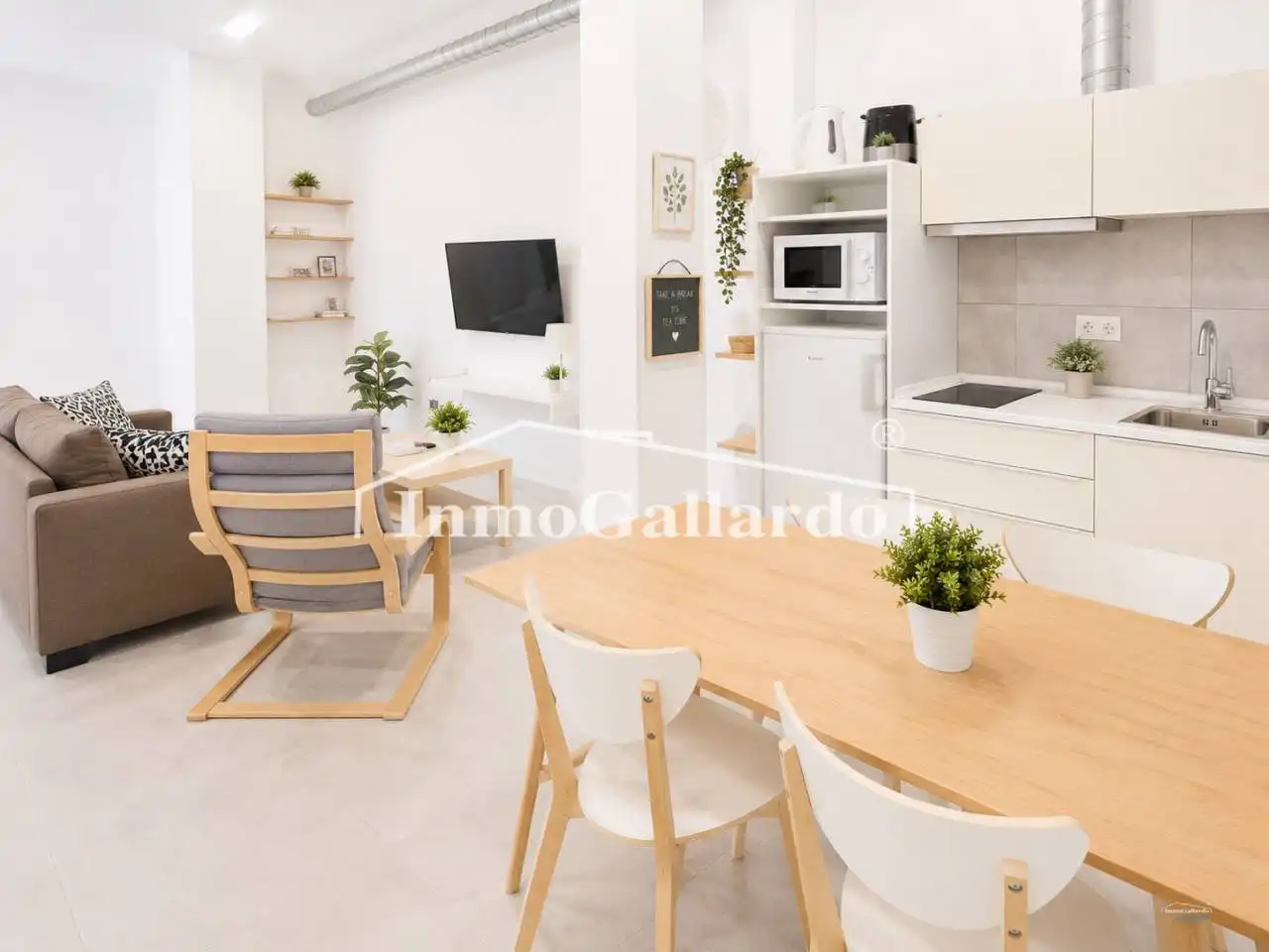 Flat for sale in Málaga  with Air Conditioner, Furnished and Alarm