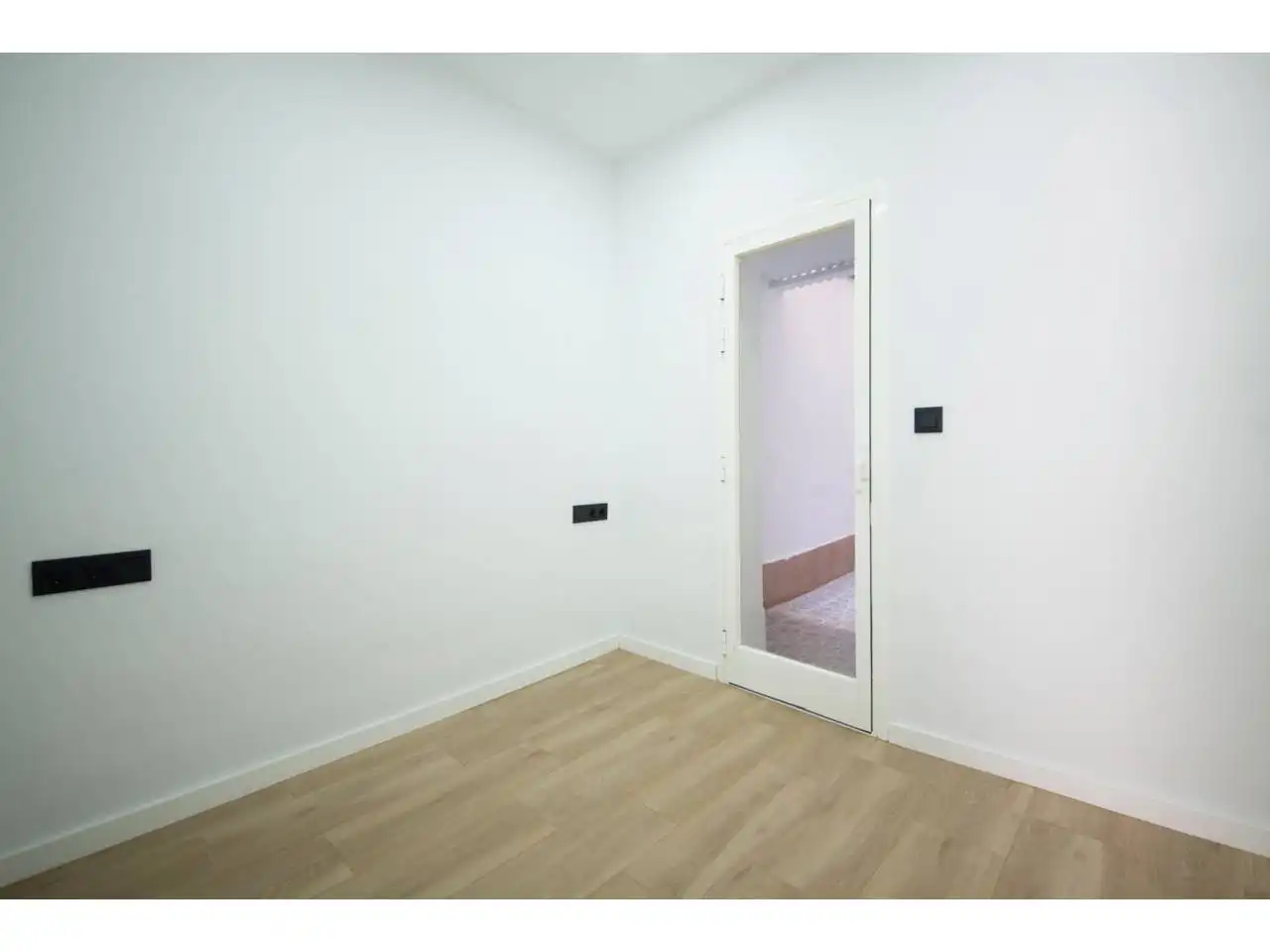 Study for sale in Barcelona  with Air Conditioner, Heating and Parquet flooring