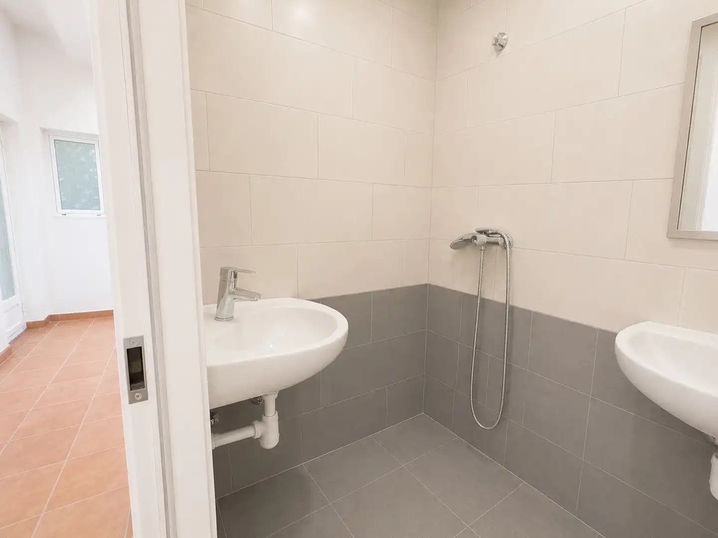 Bathroom of Houses for sale in El Masnou  with Heating