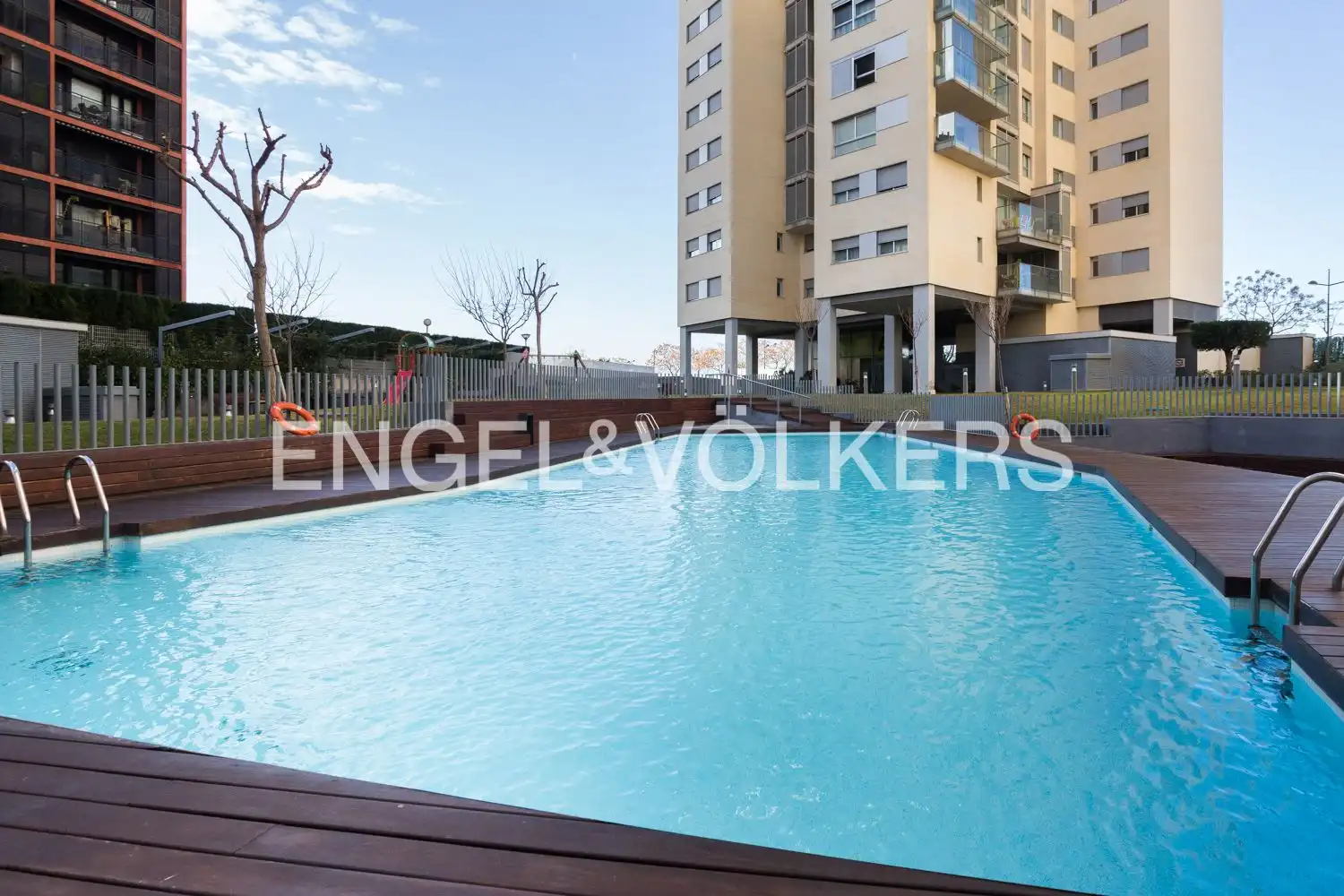 Swimming pool of Duplexes for sale in Valencia  with Air Conditioner, Heating and Private garden