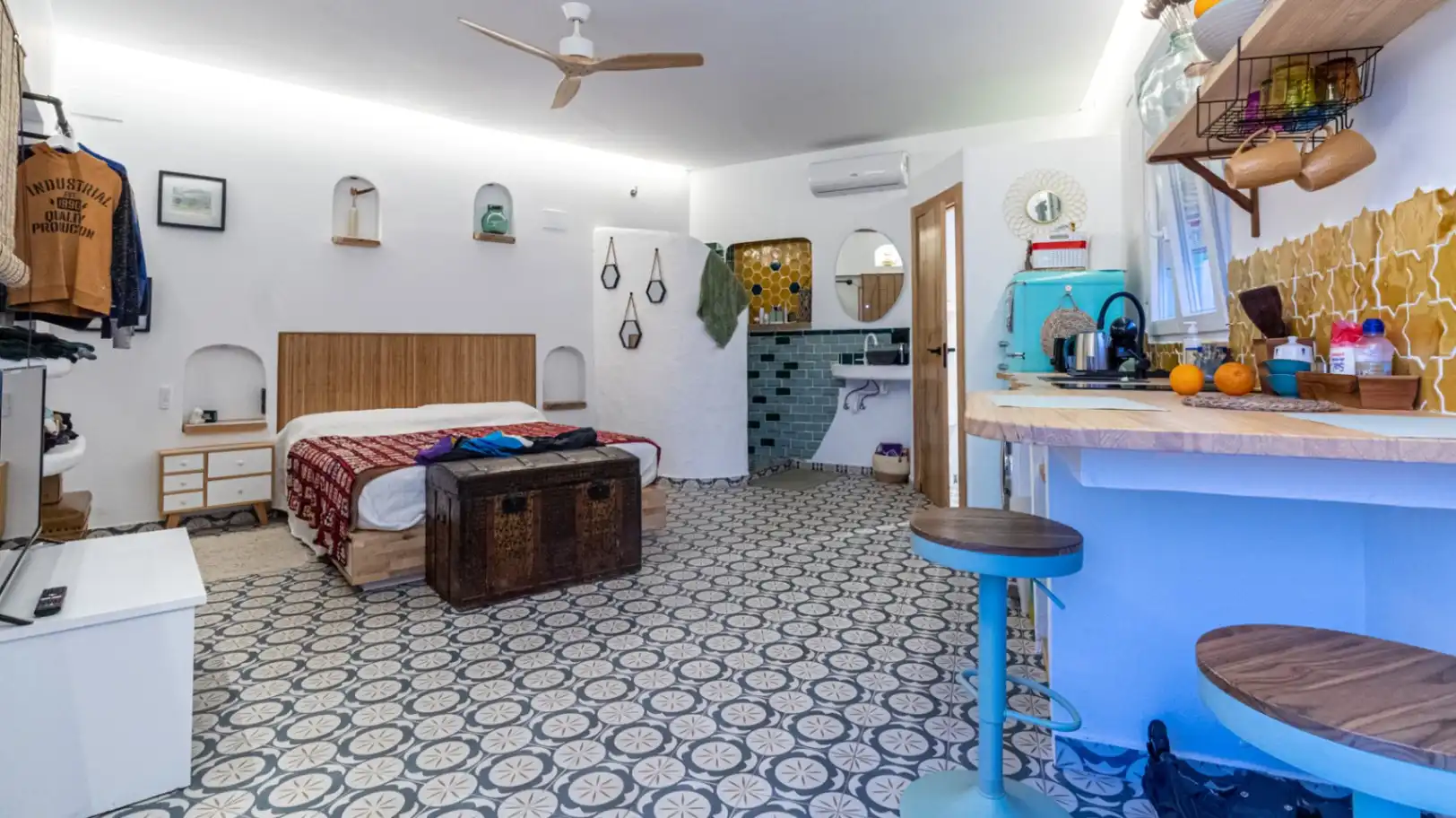 Dormitori de Casa o xalet en venda en Oliva amb Aire condicionat, Calefacció i Jardí privat