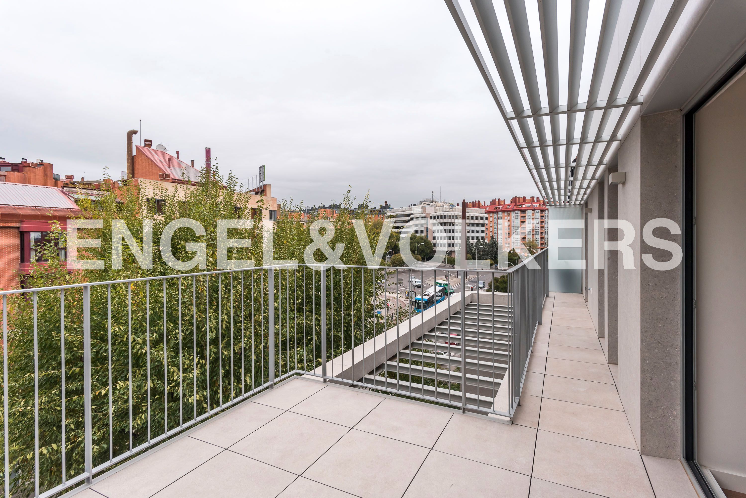 Terrassa de Àtic de lloguer en  Madrid Capital amb Aire condicionat, Calefacció i Terrassa