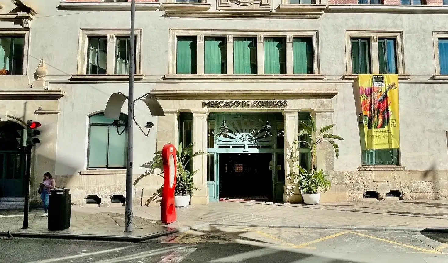 Vista exterior de Local en venta en Murcia