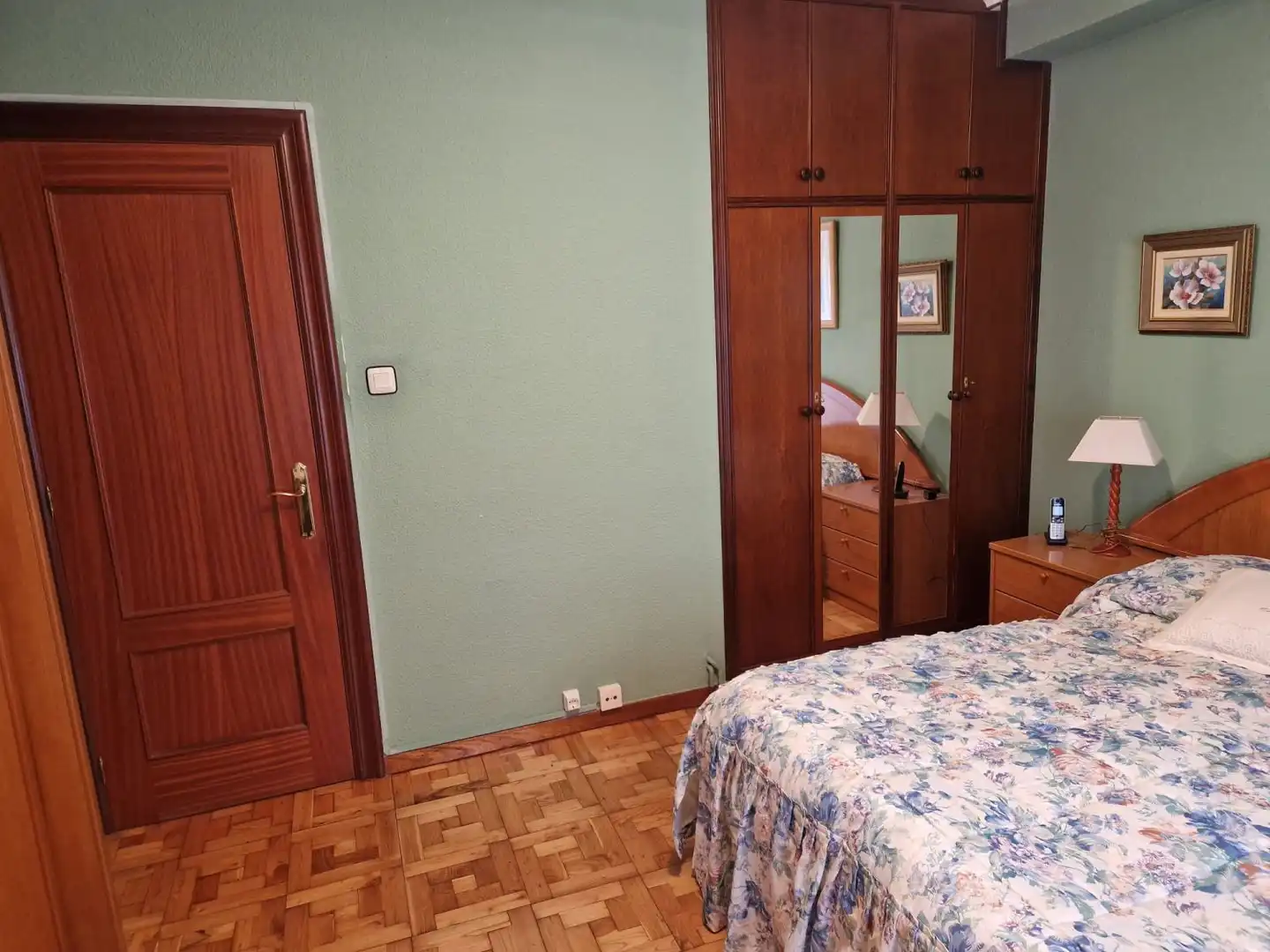 Dormitori de Pis en venda en Torrelavega  amb Calefacció i Terrassa