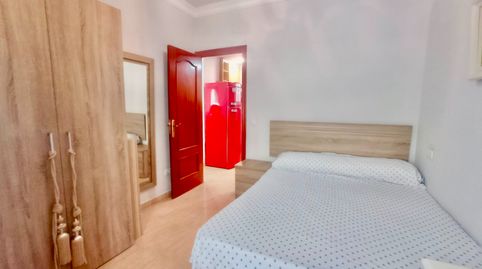 Foto 5 de Piso en venta en Avenida Condes de San Isidro, 48, Puerto Deportivo, Fuengirola
