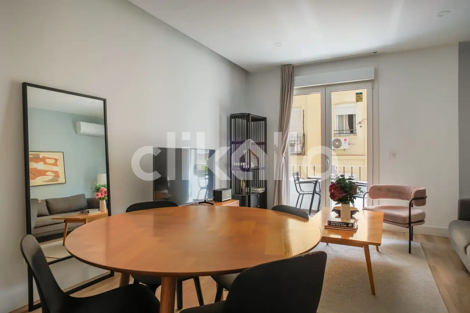 Sala d'estar de Pis de lloguer en Madrid amb Aire condicionat i Calefacció