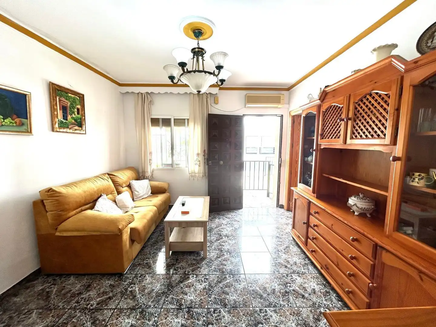 Living room of Houses for sale in Málaga  with Air Conditioner and Terrace
