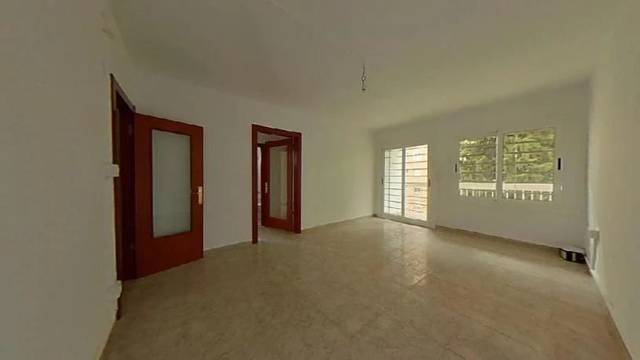 Piso en Venta en La Verneda i la Pau