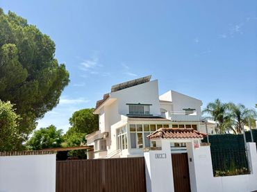 Casa con piscina in vendita a Dehesa - Monacilla