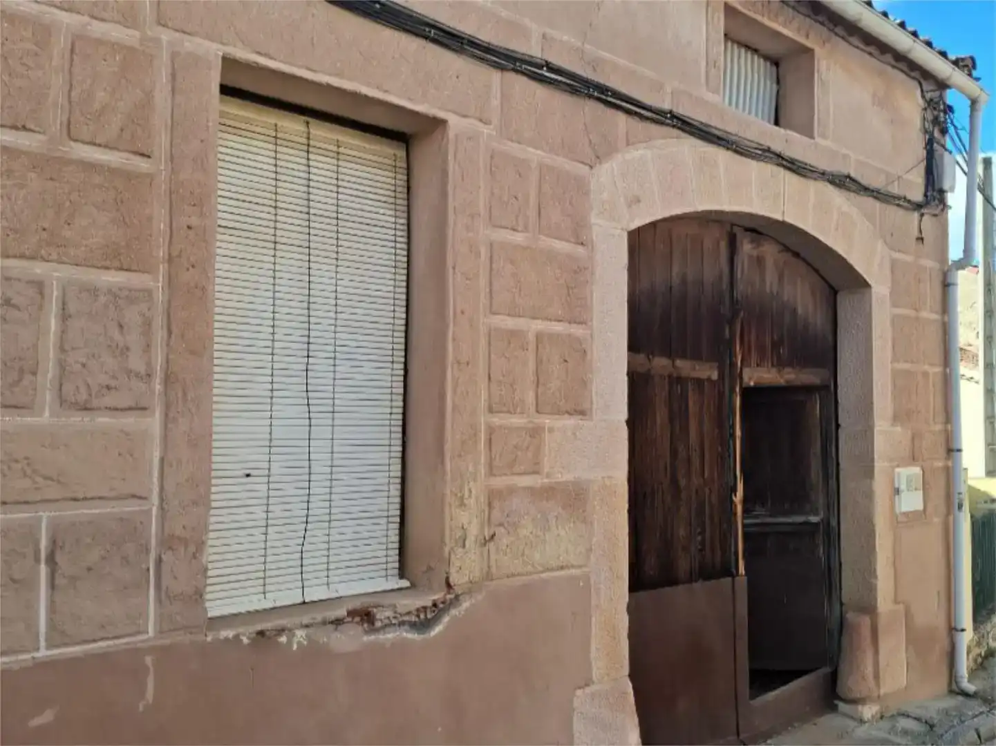 Vista exterior de Casa adosada en venda en Boceguillas