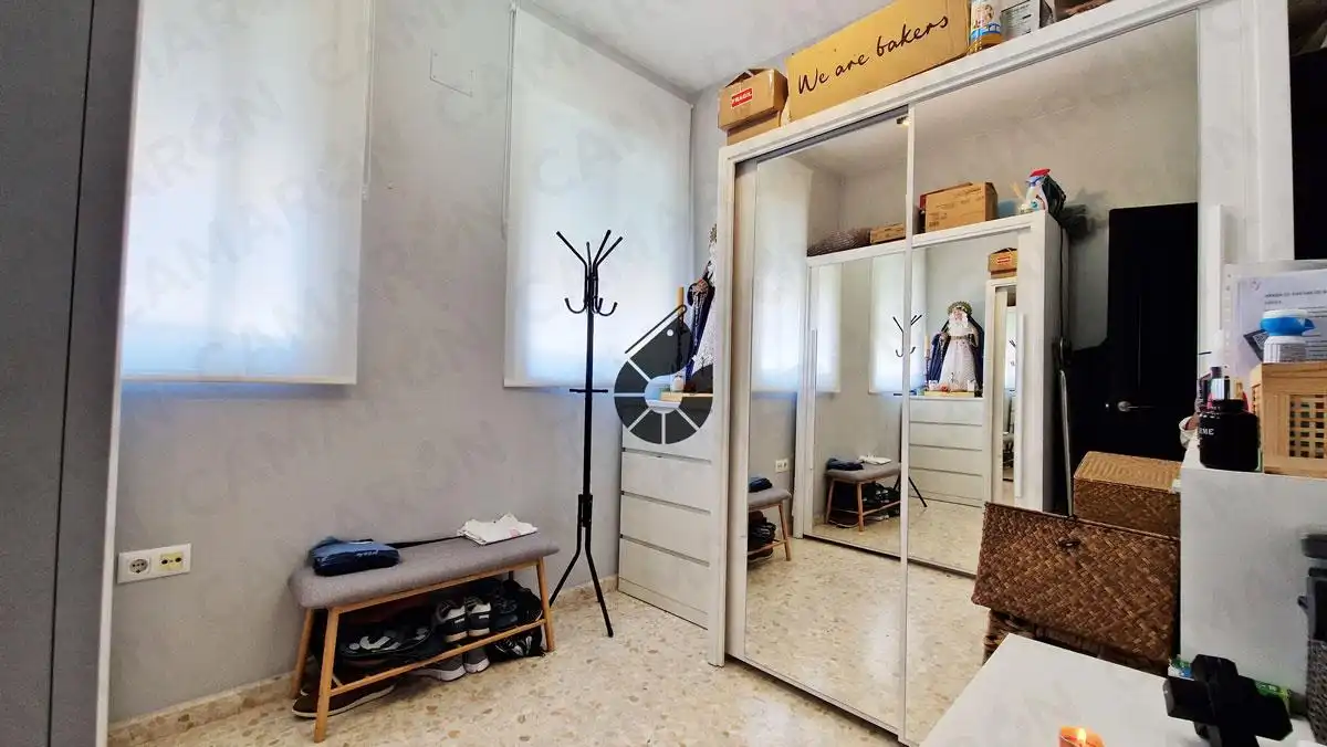 Habitación de Piso en venta en Coria del Río con Aire acondicionado, Terraza y Balcón