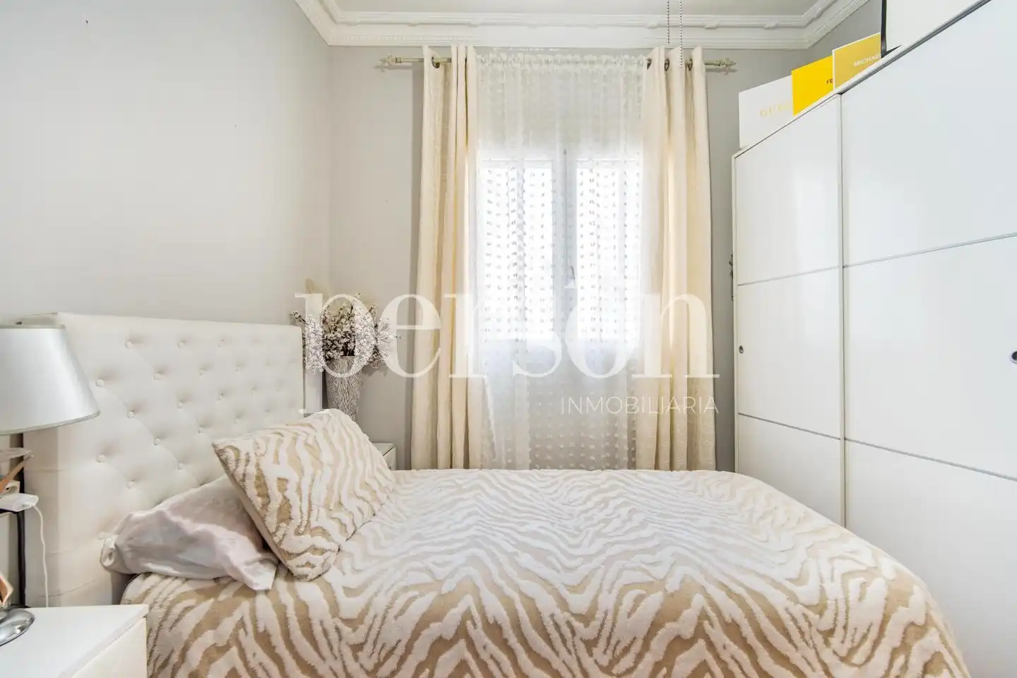 Habitación de Piso en venta en Valencia con Aire acondicionado y Parquet