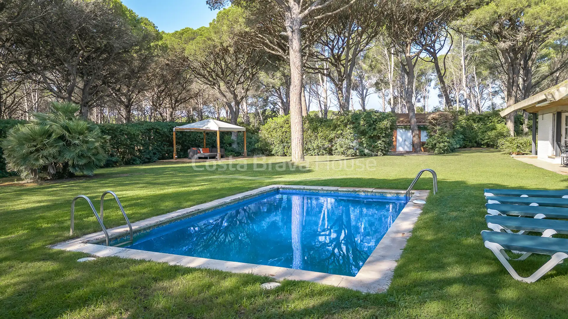 House with pool for sale in Carrer del Golf, imagen 10