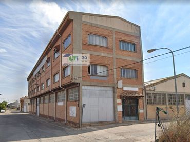 Industriegebäude zum Verkauf in C/ Pinos