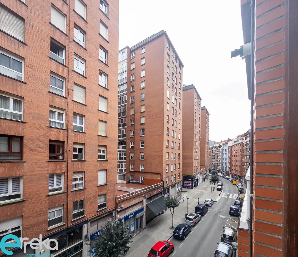 Vista exterior de Pis en venda en Bilbao  amb Terrassa, Traster i Moblat