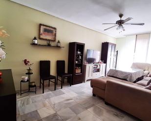 Living room of House or chalet for sale in Obejo  with Air Conditioner, Heating and Parquet flooring