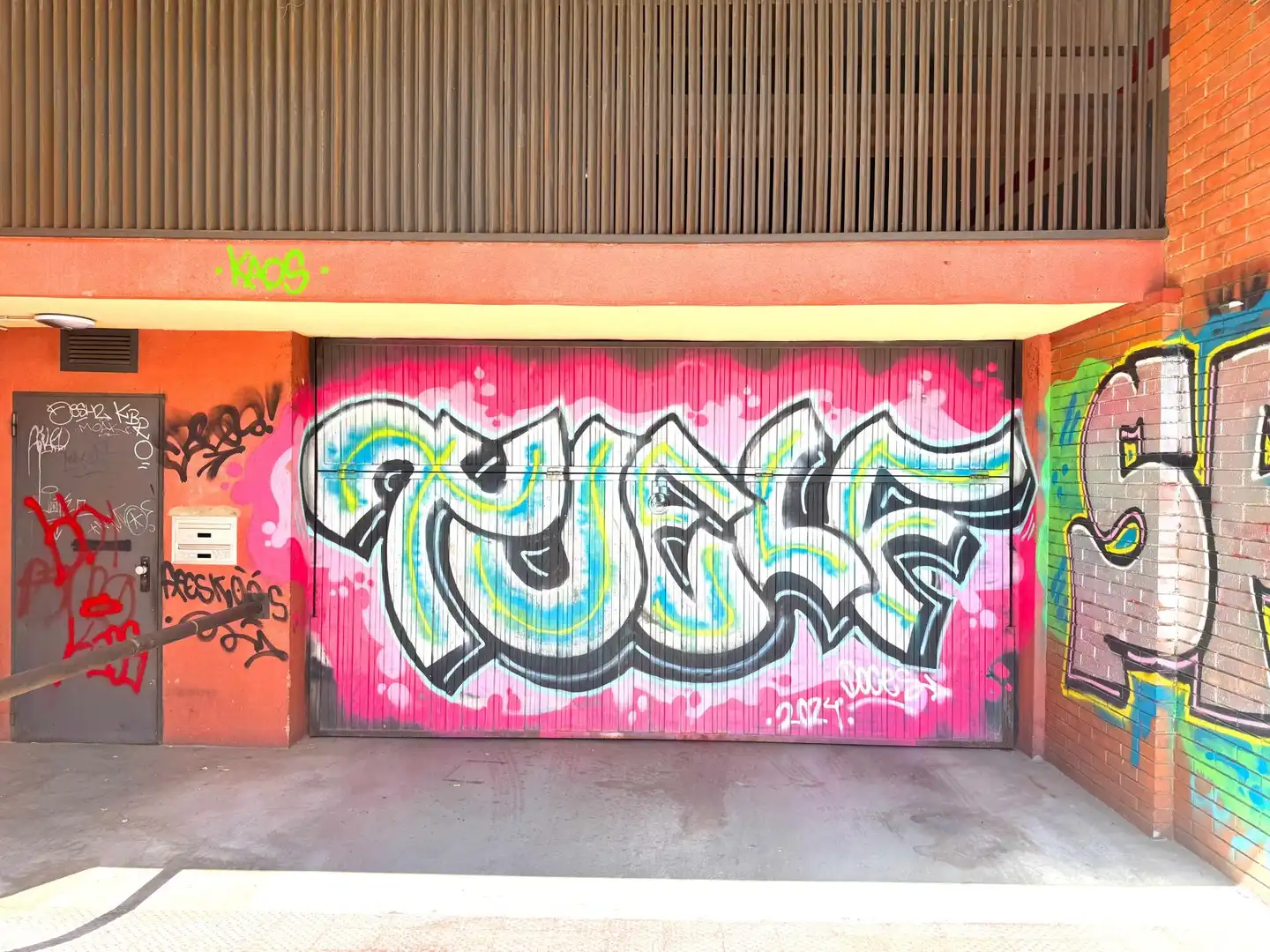 Vista exterior de Garaje en venta en Barcelona