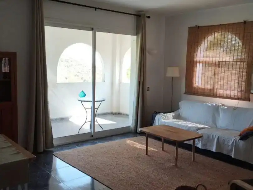 Sala d'estar de Casa o xalet per a compartir en Olivella amb Jardí privat, Moblat i Balcó