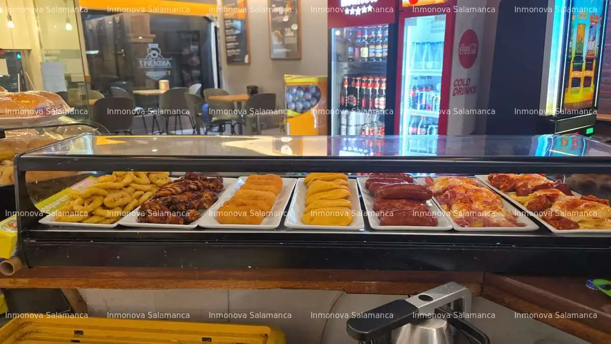 Local comercial en traspàs a Centro