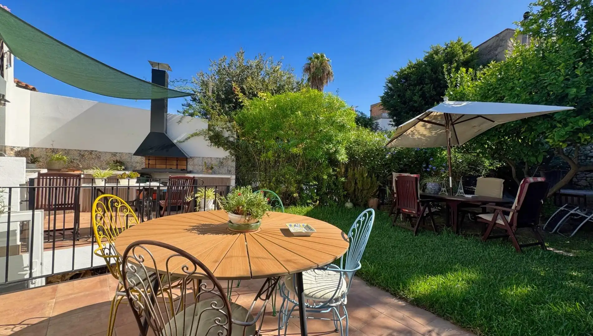 Maison mitoyenne avec terrasse à vendre à Pego