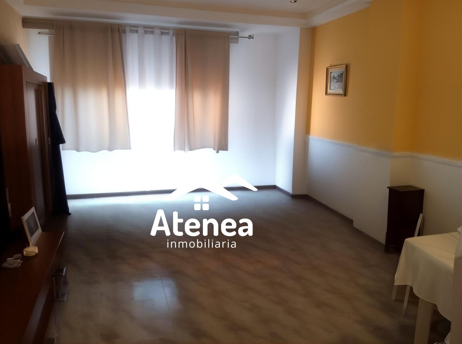 Piso en venta en  Albacete Capital